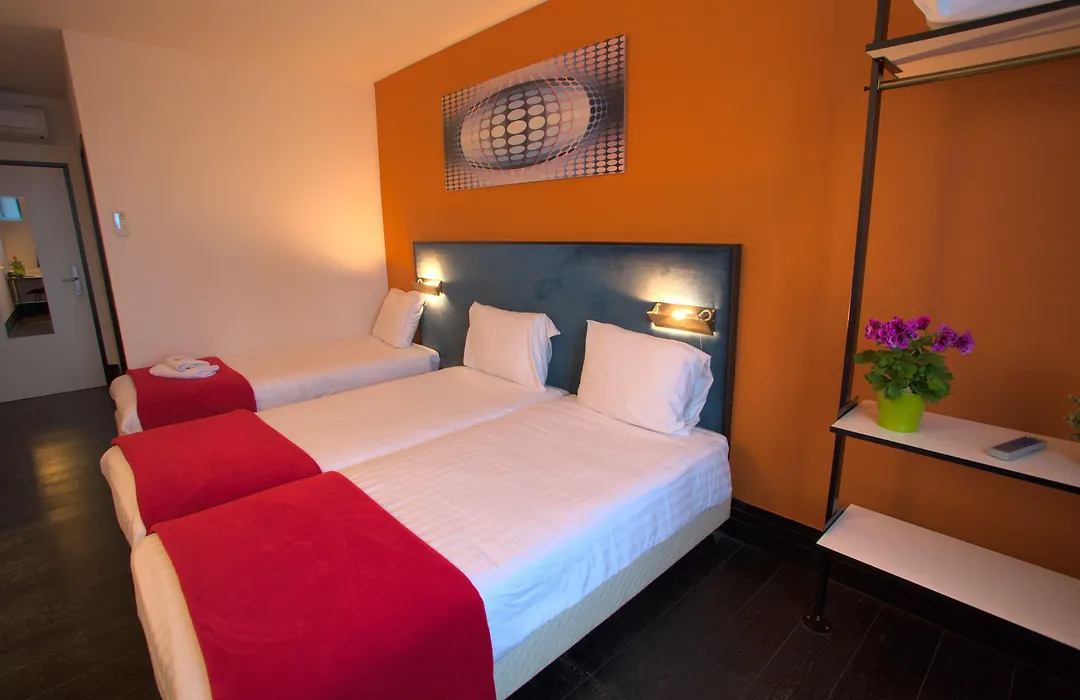 Hotel National Antwerp-1