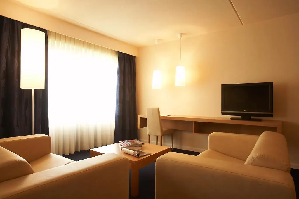 B-Aparthotel Moretus-1